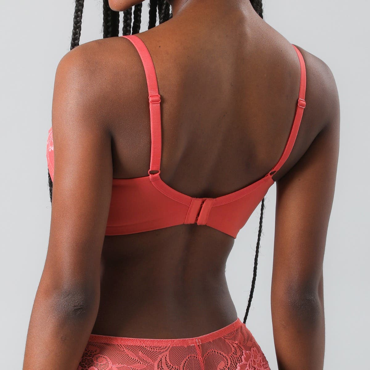 https://florespurewonder.com/media/catalog/product/1/0/10752-190_3.jpg