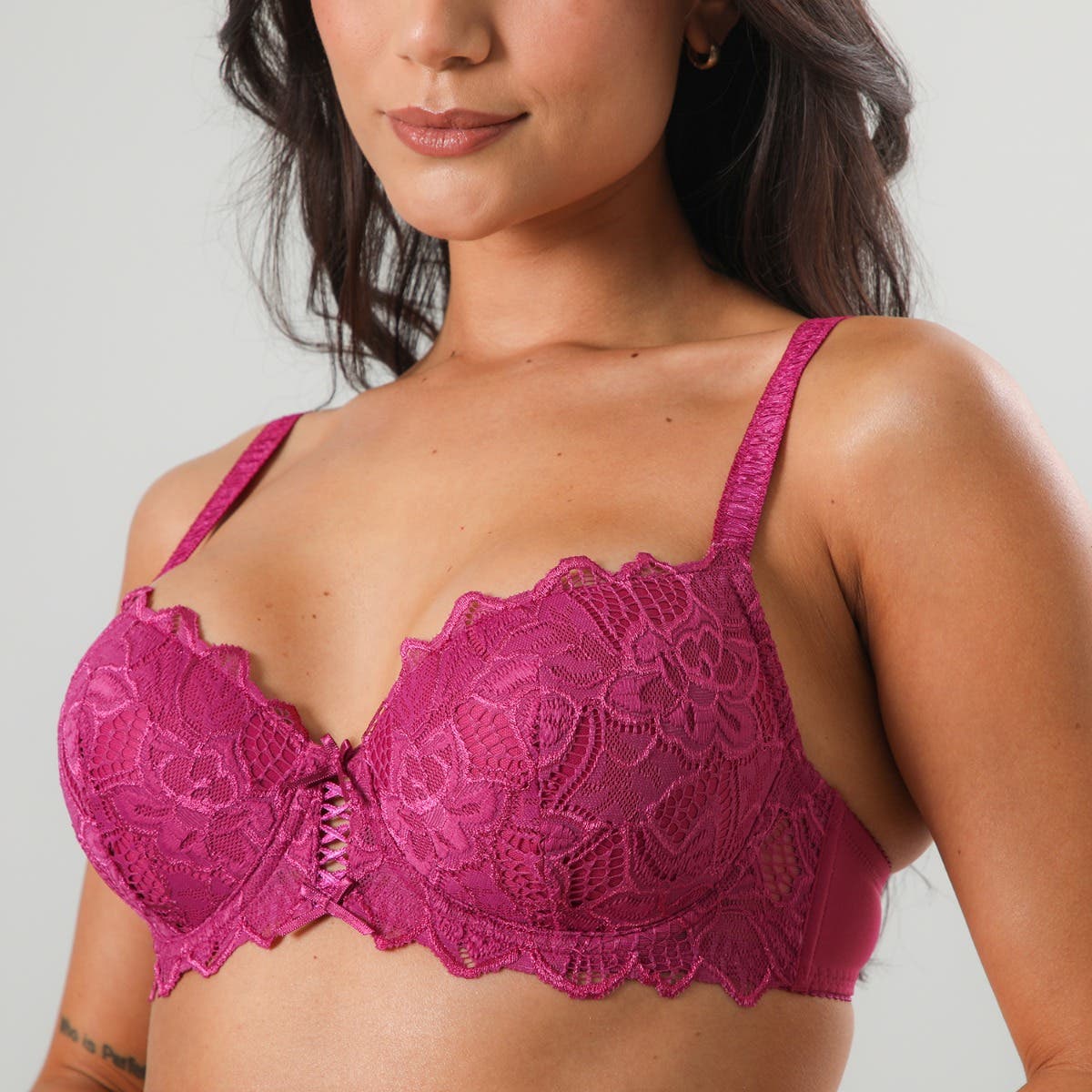https://florespurewonder.com/media/catalog/product/2/4/2433-223_4.jpg