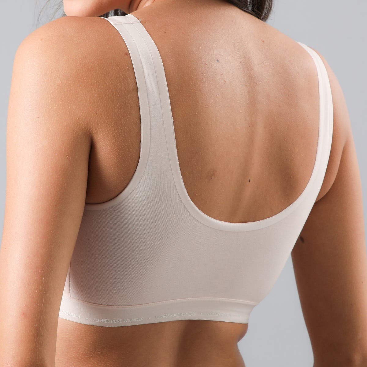 https://florespurewonder.com/media/catalog/product/2/5/25280-218_3.jpg