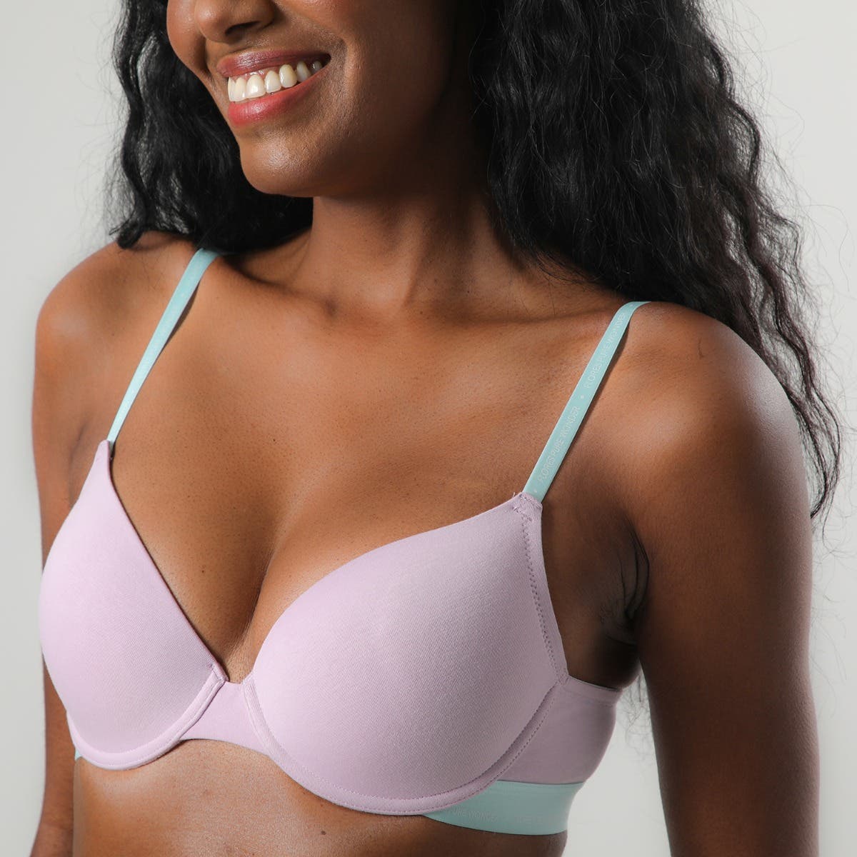 https://florespurewonder.com/media/catalog/product/2/5/25282-232_4.jpg