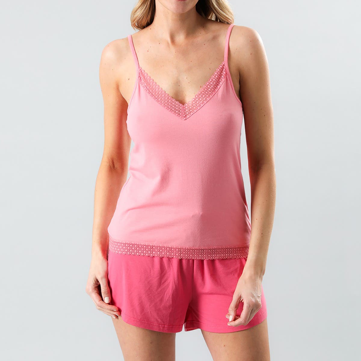 https://florespurewonder.com/media/catalog/product/3/3/33038-183_2_1.jpg