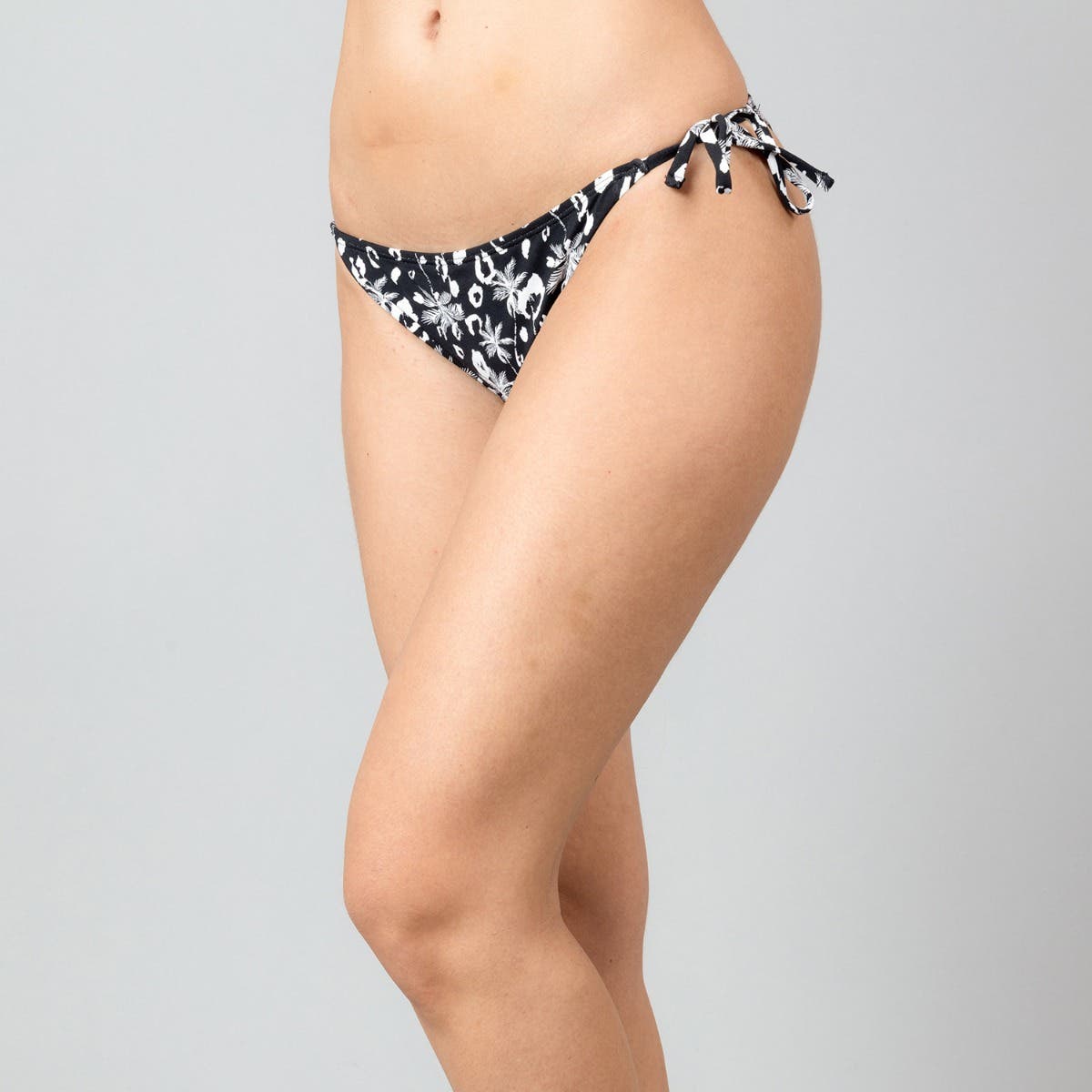 https://florespurewonder.com/media/catalog/product/3/3/33692-155_1.jpg