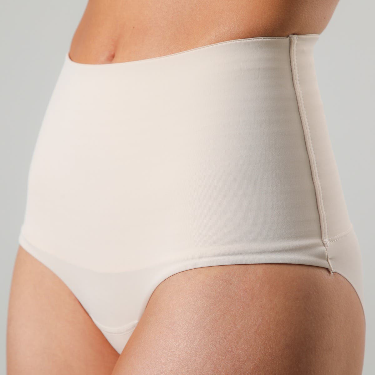 https://florespurewonder.com/media/catalog/product/4/1/4126-97_3.jpg