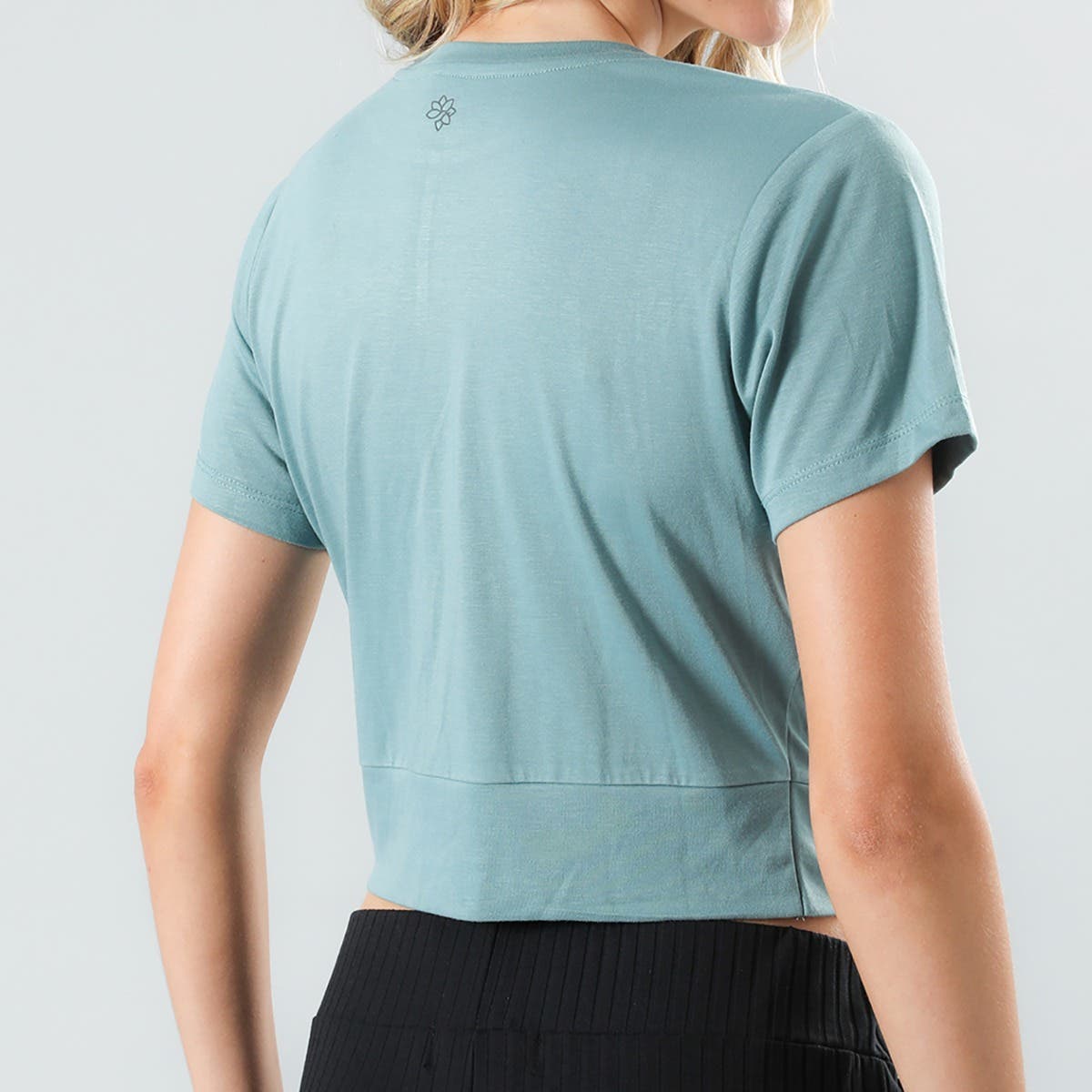 https://florespurewonder.com/media/catalog/product/5/0/50364-75_3_4.jpg