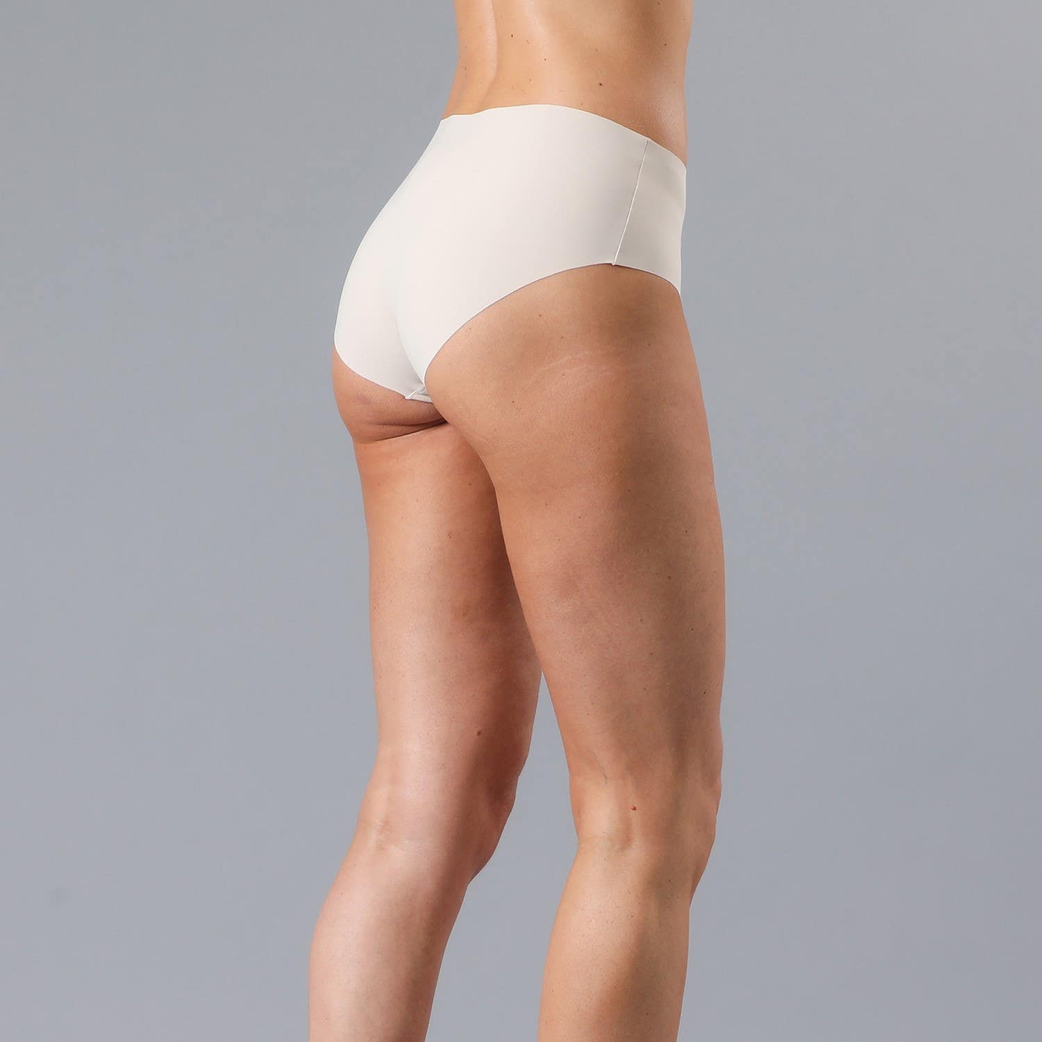 https://florespurewonder.com/media/catalog/product/5/6/5607-24_3_bkozojyrsluwtnfu.jpg